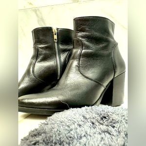 Steve Madden leather booties